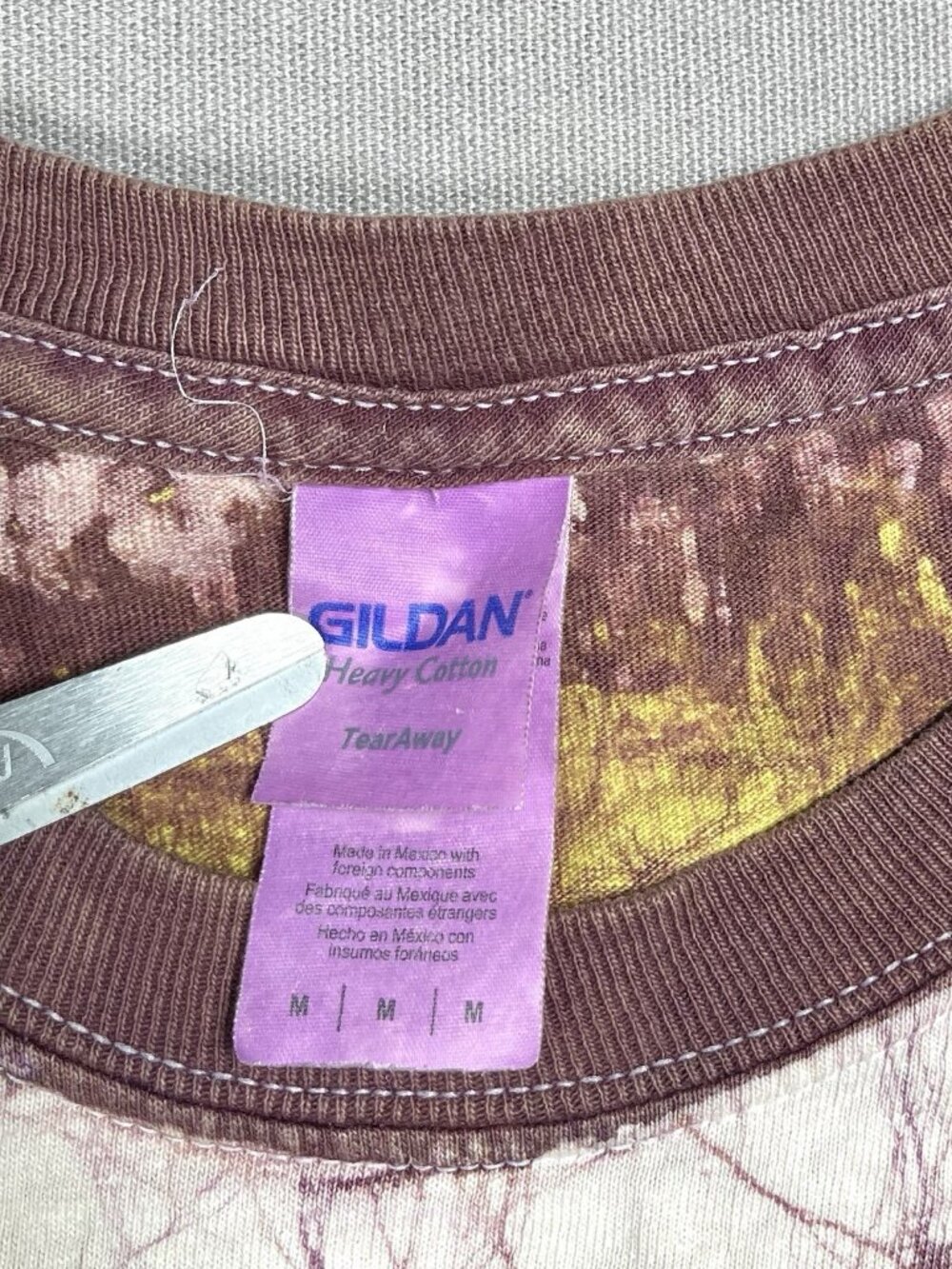 Gildan Vintage African Tribal Art Tie Dye Short Sleeve Shirt - Adult Size Medium - Picture 2 of 16